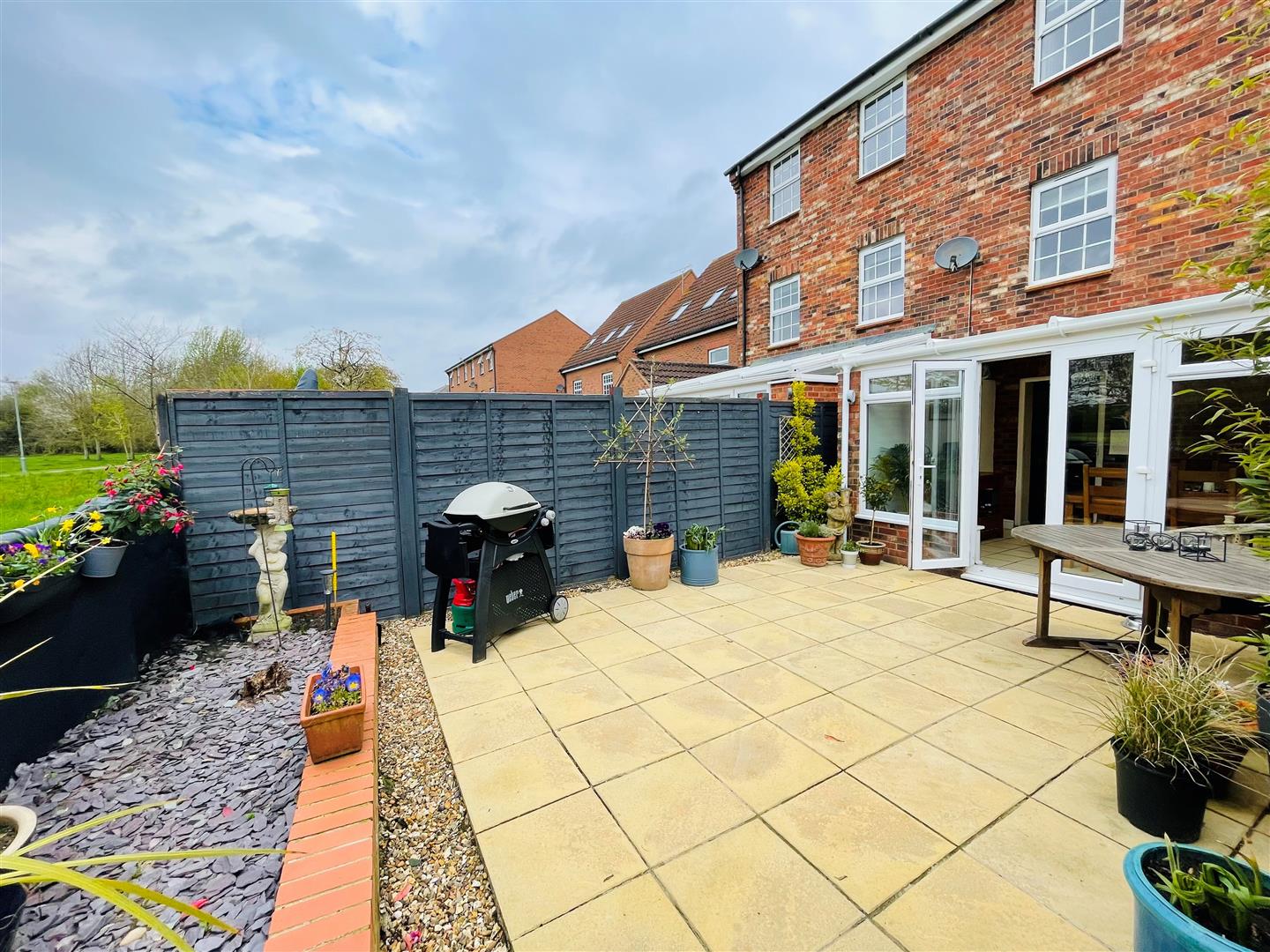 Kittyhawk Close, Bowerhill, Melksham Lock and Key